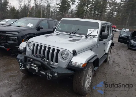 2022 Jeep Wrangler Unlimited Sahara 4X4 z USA, uszkodzony, nr VIN 1C4HJXEG6NW113227